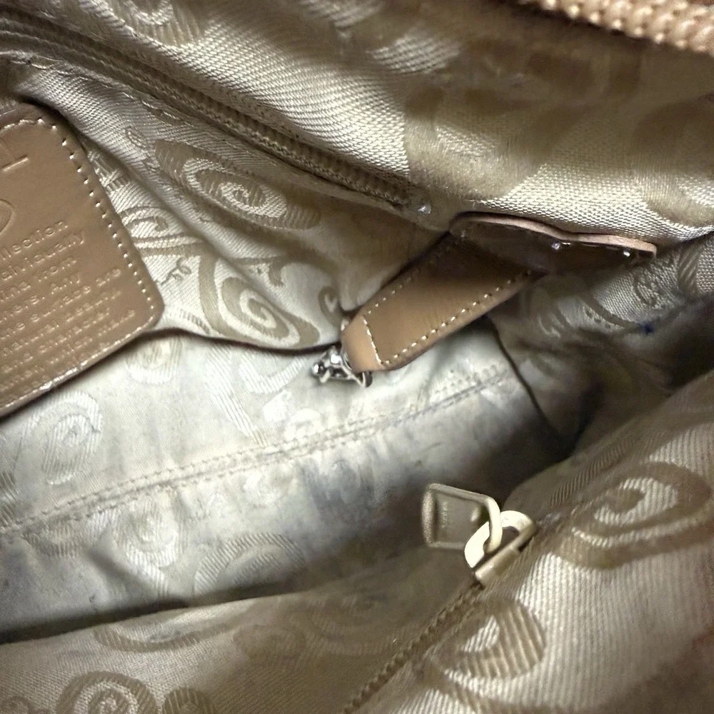 Vintage BRIGHTON Leather Latte Vivica Zip Top Hobo Bag‎ w/Silvertone Accents